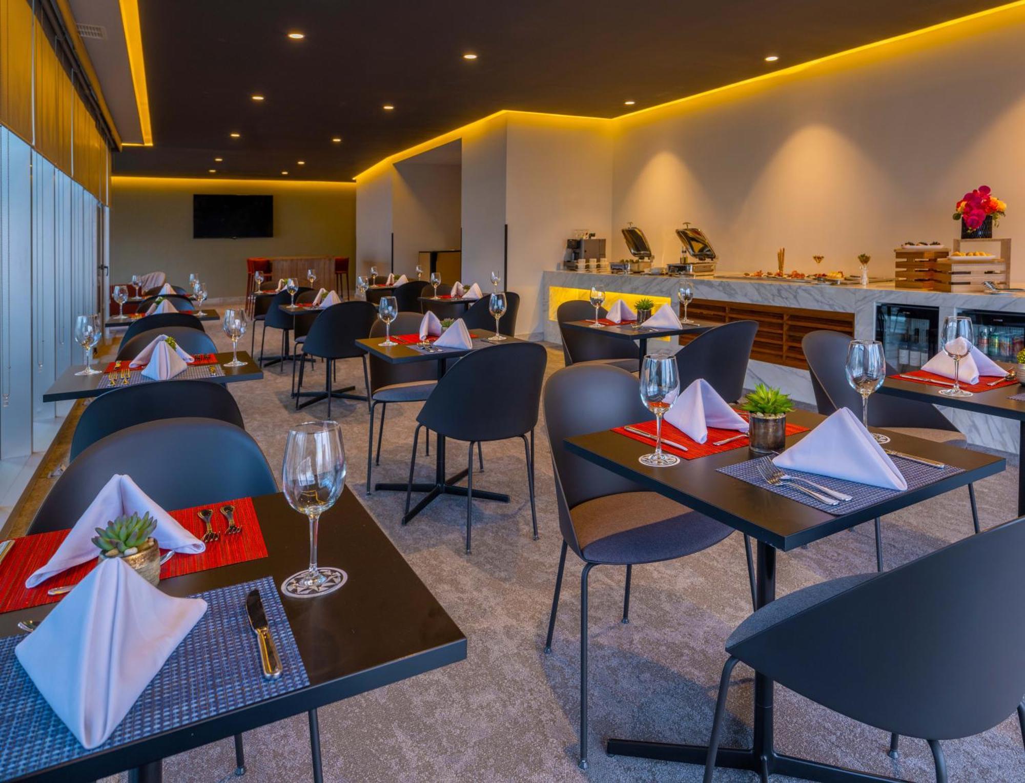 Brisas King Mountain View